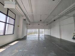 Hh @ Kallang (D13), Factory #558499691